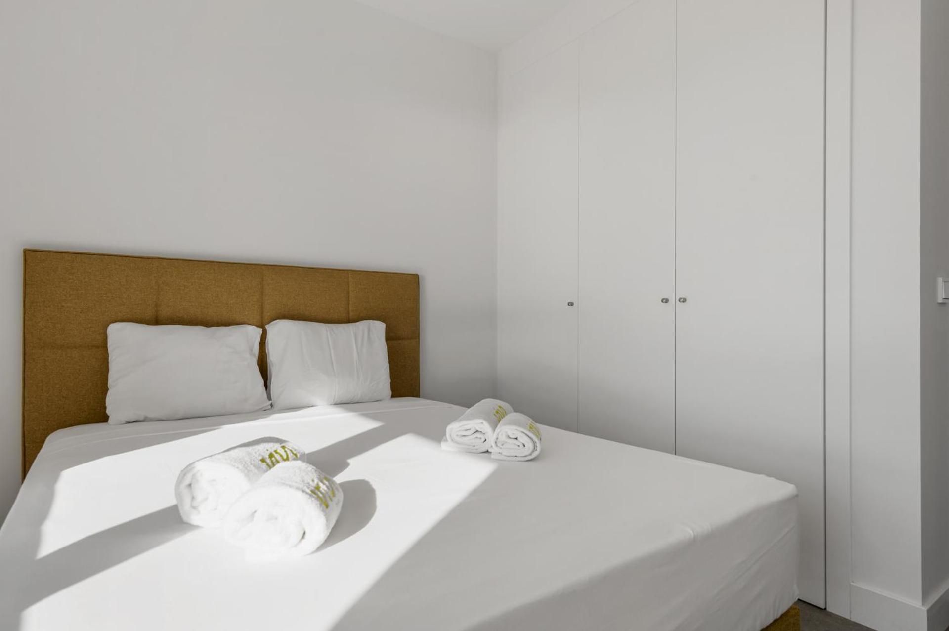 Vivi Homes - Elies House Pool, Gym, Spa & Sea View El Faro المظهر الخارجي الصورة